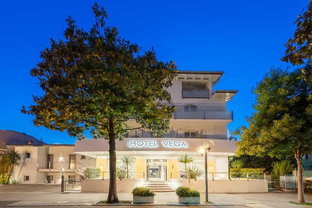 Hotel Vega Malcesine Luaran gambar